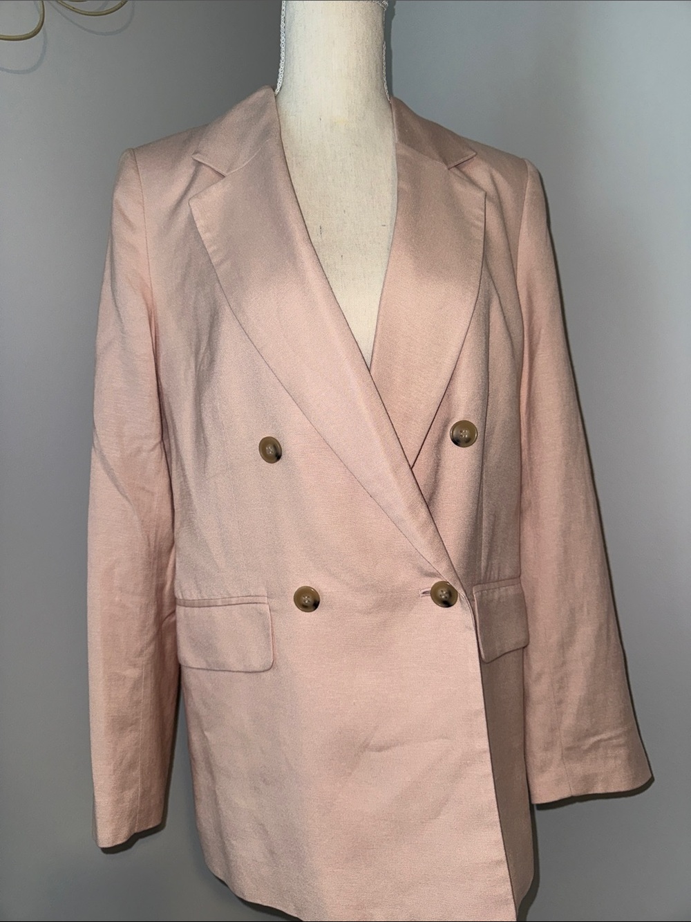 Women’s Double-Breasted Pink Blazer Jacket